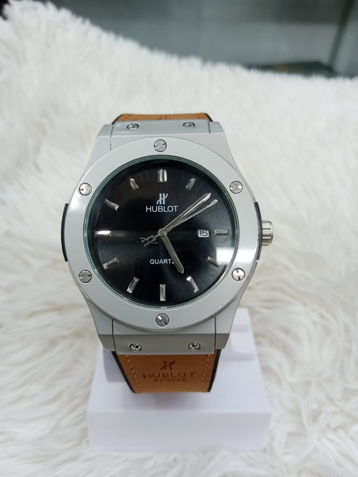 Hublot Belt watch For man Luxury Fashionable Movement Premium Stainless Steel Water-Resistant